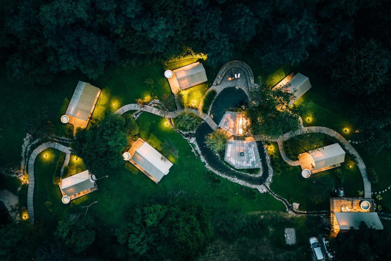 Luxury Vineyard Resort Chateau Ramsak Marburg Exterior foto