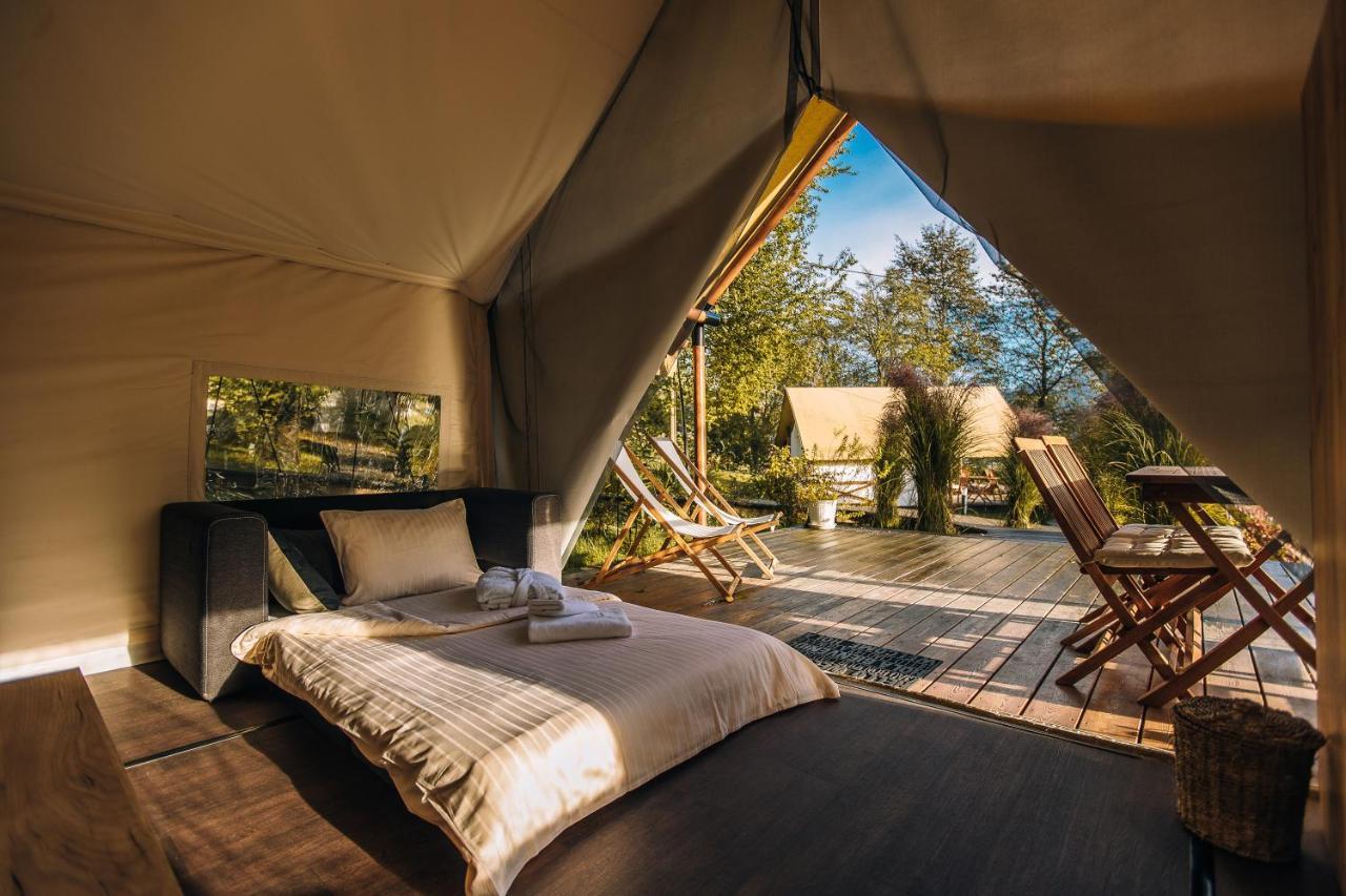 Luxury Vineyard Resort Chateau Ramsak Marburg Exterior foto