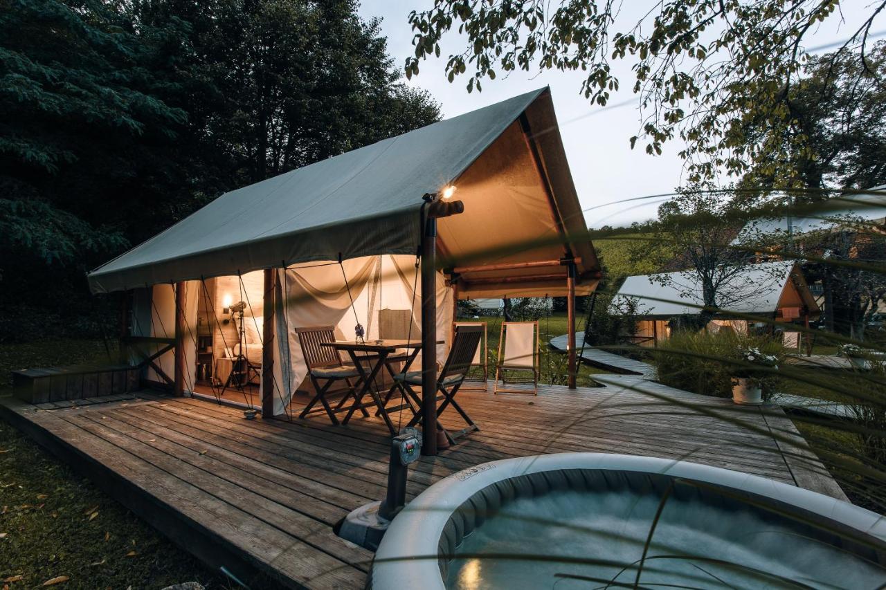 Luxury Vineyard Resort Chateau Ramsak Marburg Exterior foto