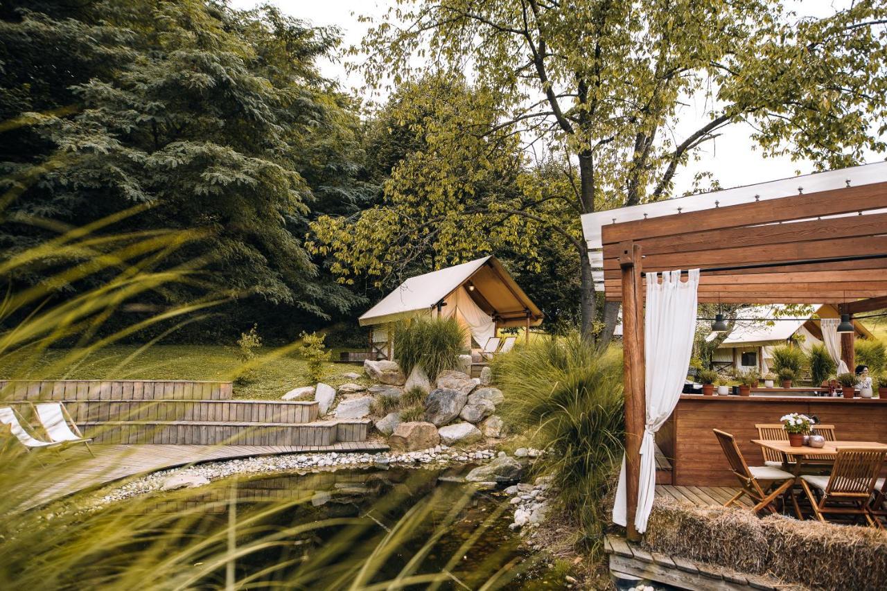 Luxury Vineyard Resort Chateau Ramsak Marburg Exterior foto